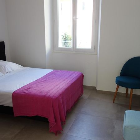 Appartement Port De Sanary Exterior photo