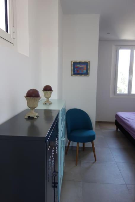 Appartement Port De Sanary Exterior photo