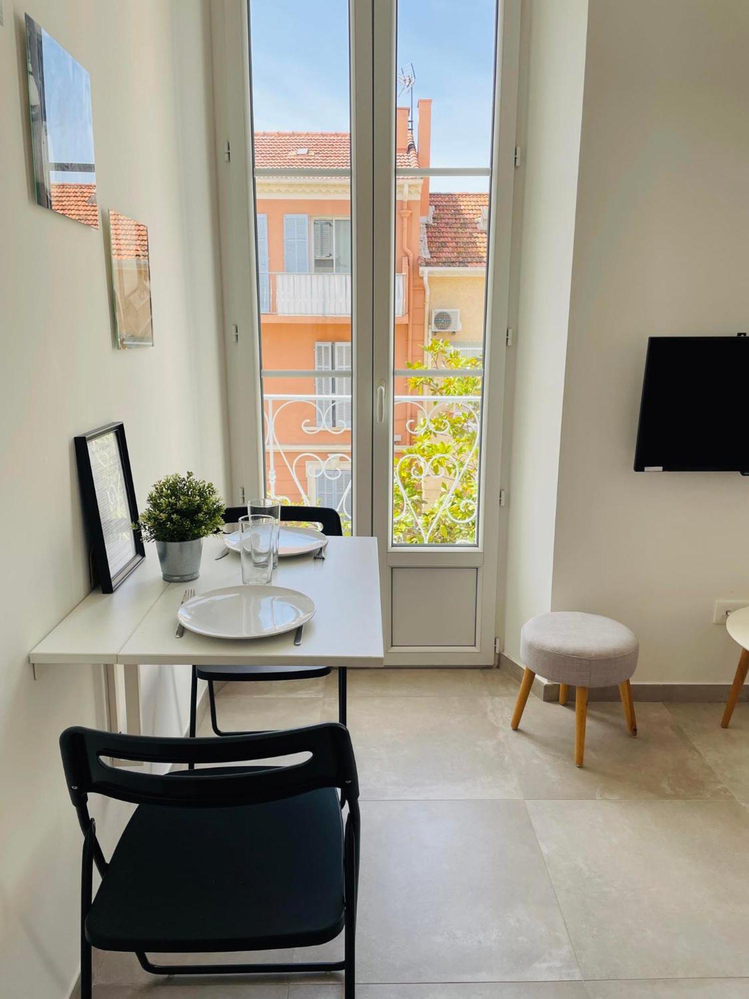 Appartement Port De Sanary Exterior photo